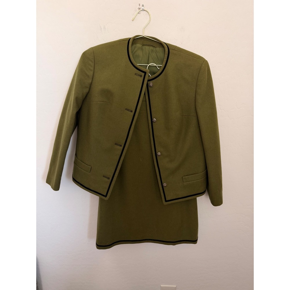 Loden Frey Vintage Olive Green Virgin Wool Skirt Suit Set Velvet Trim Size 38